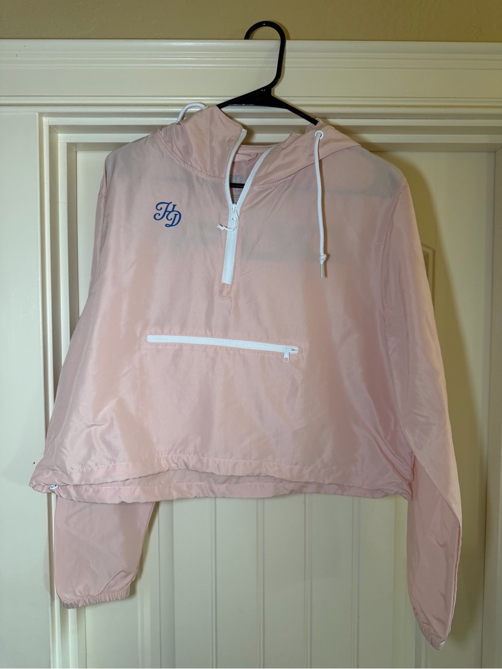 Hilary Duff Pink Hooded Quarter-Zip Windbreaker with Front Pocket